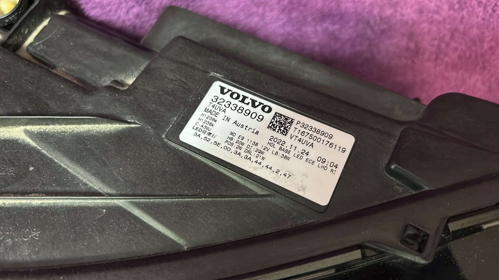 Frontscheinwerfer Volvo Xc40 32338909 LED Rechts Scheinwerfer Headlight SCH3084261717kj