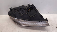 Laden Sie das Bild in den Galerie-Viewer, Frontscheinwerfer Volvo V70 III 31283915 Xenon Links Scheinwerfer Headlight