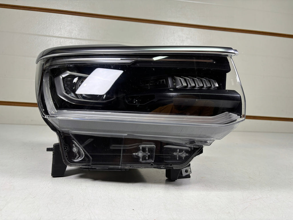Frontscheinwerfer VW Amarok N1XB13E016DE Rechts Scheinwerfer Headlight SCH6654585349gh