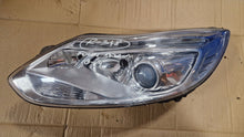 Laden Sie das Bild in den Galerie-Viewer, Frontscheinwerfer Ford Focus BM51-13D155-AJ Links Scheinwerfer Headlight SCH1521093161lc