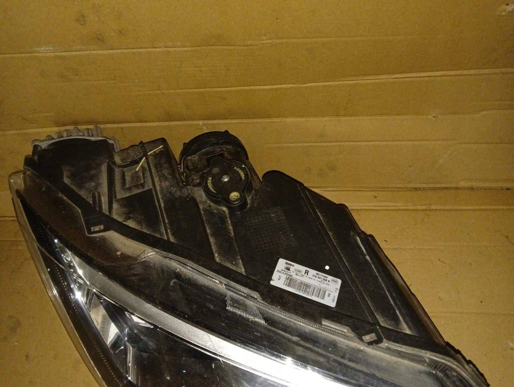 Frontscheinwerfer Seat Ateca 576941008B 1420014201 90117434 Rechts Headlight SCH5483746980mw