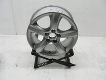 Laden Sie das Bild in den Galerie-Viewer, 1x Alufelge 15 Zoll 6.0" 5x100 43ET Glanz Silber 5J0601025 Skoda Roomster FEL6395573140yi