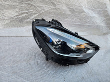 Laden Sie das Bild in den Galerie-Viewer, Frontscheinwerfer Mercedes-Benz W206 A2069062204 Rechts Scheinwerfer Headlight SCH1128963039cj