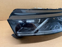 Laden Sie das Bild in den Galerie-Viewer, Frontscheinwerfer Skoda Octavia IV 5E4941017A Full LED Links Headlight SCH3284535253lj