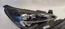 Laden Sie das Bild in den Galerie-Viewer, Frontscheinwerfer Ford Focus JX7B-13E014-CE JX7B-13E015-CE LED Rechts oder Links SCH2996347211vp