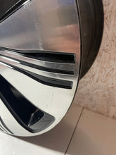 Laden Sie das Bild in den Galerie-Viewer, 1x Alufelge 18 Zoll 7.5" 5x112 A2434010100 Mercedes-Benz Eqa Eqb Rim Wheel FEL5500669650as