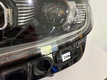 Laden Sie das Bild in den Galerie-Viewer, Frontscheinwerfer Ford FK7B-13W030-CG LED Links Scheinwerfer Headlight SCH7098299501mo