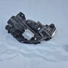 Load image into Gallery viewer, Frontscheinwerfer Audi A3 8V0941005E LED Ein Stück (Rechts oder Links) Headlight SCH3731806004ql