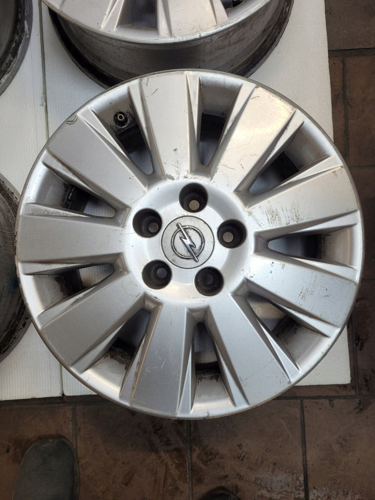 4x Alufelge 16 Zoll 6.5" 5x110 Opel Signum Vectra Rim Wheel FEL2373441333ke