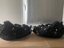 Load image into Gallery viewer, Frontscheinwerfer VW Golf VII Sportsvan 517941032B 517941031B Xenon Ein Satz SCH3330471178fi