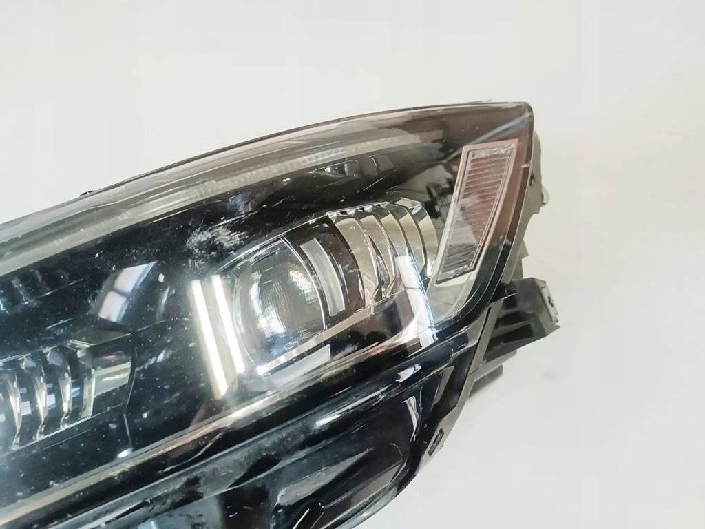 Frontscheinwerfer VW Passat B8 3G1941081Q 89907F2086NS 37294744 Links Headlight SCH1273206090it