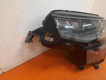 Laden Sie das Bild in den Galerie-Viewer, Frontscheinwerfer Skoda Kodiaq 566941035 Links Scheinwerfer Headlight SCH5555146210oo