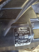 Laden Sie das Bild in den Galerie-Viewer, Frontscheinwerfer Ford Transit GK31-13W029-BC Rechts Scheinwerfer Headlight