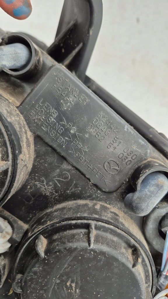 Frontscheinwerfer Mazda II Rechts Scheinwerfer Headlight