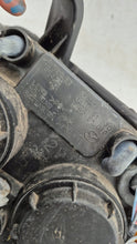 Laden Sie das Bild in den Galerie-Viewer, Frontscheinwerfer Mazda II Rechts Scheinwerfer Headlight