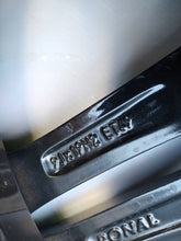 Load image into Gallery viewer, 1x Alufelge 19 Zoll 9.0" 5x112 49ET A2134012100 Mercedes-Benz W213 Rim Wheel FEL8373202632gj