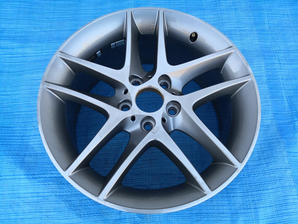 1x Alufelge 18 Zoll 8.5" 5x120 52ET 6858734 BMW 1 E88 E81 E82 E87 Rim Wheel FEL5698452743na