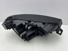 Laden Sie das Bild in den Galerie-Viewer, Frontscheinwerfer VW Id.4 11B941035M Xenon Links Scheinwerfer Headlight SCH7761851511fx