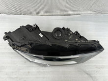 Laden Sie das Bild in den Galerie-Viewer, Frontscheinwerfer Audi Q7 4M0941012C LED Rechts Scheinwerfer Headlight