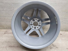Laden Sie das Bild in den Galerie-Viewer, 1x Alufelge 17 Zoll 5x112 A2044012400 Mercedes-Benz W204 Rim Wheel FEL2275024600px