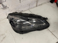 Laden Sie das Bild in den Galerie-Viewer, Frontscheinwerfer Mercedes-Benz A2128204839 Rechts Scheinwerfer Headlight SCH3851457508sn
