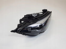 Laden Sie das Bild in den Galerie-Viewer, Frontscheinwerfer BMW 8 G16 G14 G15 8739604 LED Ein Stück (Rechts oder Links) SCH5222022265rw