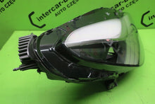 Laden Sie das Bild in den Galerie-Viewer, Frontscheinwerfer Tesla 3 1077376-00-C LED Rechts Scheinwerfer Headlight