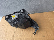 Load image into Gallery viewer, Frontscheinwerfer BMW 5 E60 E61 7177739-08 Xenon Links Scheinwerfer Headlight SCH1291960649xs