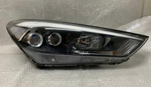 Laden Sie das Bild in den Galerie-Viewer, Frontscheinwerfer Hyundai Tucson 92102-D7200 LED Rechts Scheinwerfer Headlight