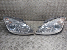 Load image into Gallery viewer, Frontscheinwerfer Hyundai I30 92102-2 92101-2LXXX Ein Satz Headlight SCH1173292211nb
