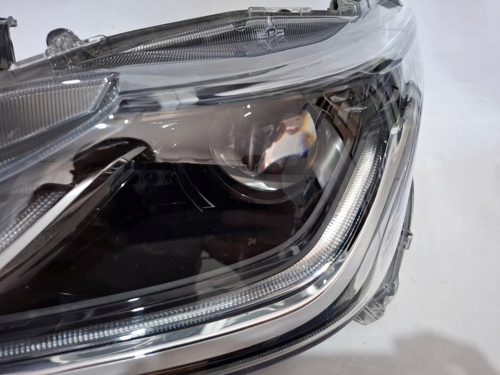 Frontscheinwerfer Toyota Corolla 81150-02T51-00 LED Rechts oder Links