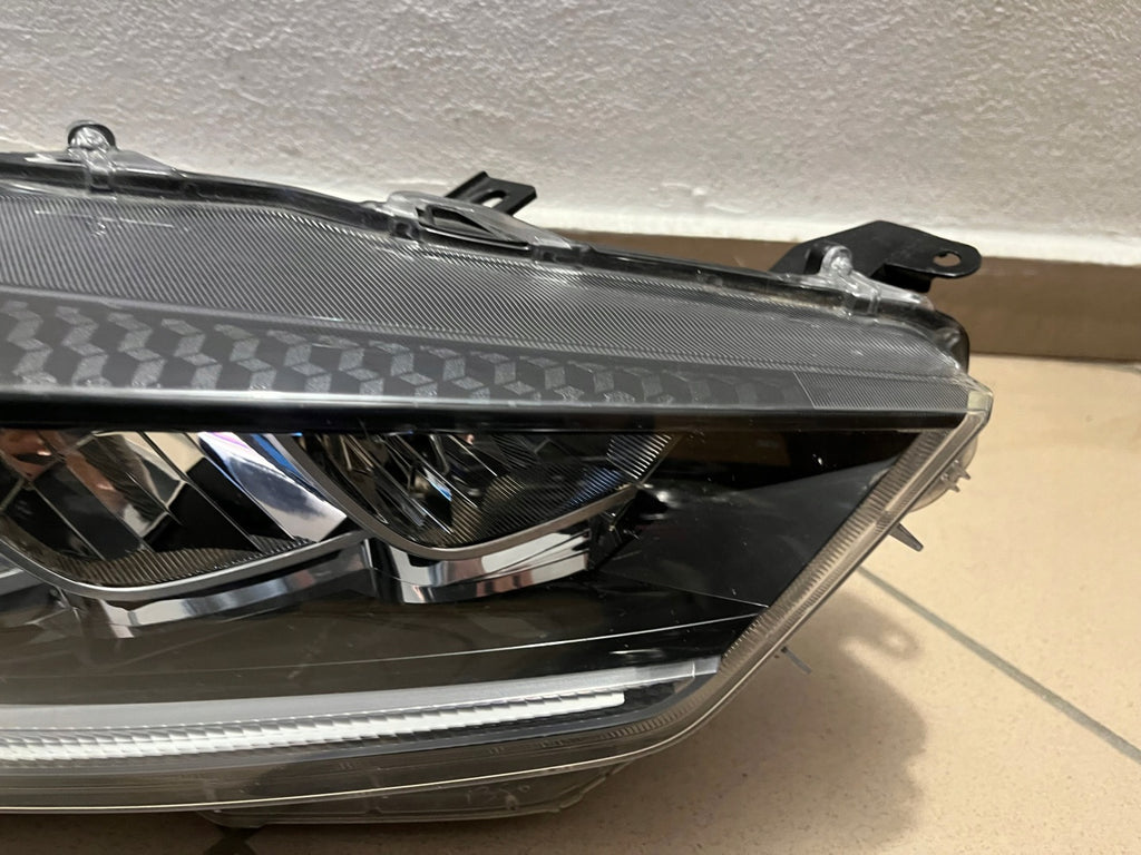 Frontscheinwerfer Toyota 4 Yaris Full LED Rechts Scheinwerfer Headlight SCH7261227775na