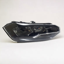 Laden Sie das Bild in den Galerie-Viewer, Frontscheinwerfer VW Polo 2G1941006 LED Rechts Scheinwerfer Headlight