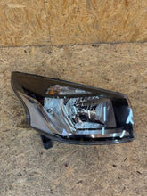 Laden Sie das Bild in den Galerie-Viewer, Frontscheinwerfer Renault Trafic III 260105469R Rechts Scheinwerfer Headlight SCH3575594469ak