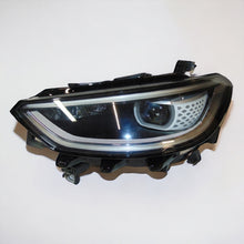 Laden Sie das Bild in den Galerie-Viewer, Frontscheinwerfer VW Id.3 10B941035C LED Links Scheinwerfer Headlight