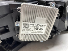 Laden Sie das Bild in den Galerie-Viewer, Frontscheinwerfer Skoda Superb III 3V1941015D LED Links Scheinwerfer Headlight