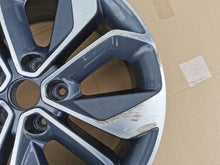 Laden Sie das Bild in den Galerie-Viewer, 1x Alufelge 18 Zoll 7.5&quot; 5x114.3 46ET Glanz Graphit 403006336R Mg Gt Megane Iv