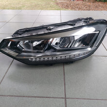 Laden Sie das Bild in den Galerie-Viewer, Frontscheinwerfer VW Touran 5TB941035B LED Links Scheinwerfer Headlight