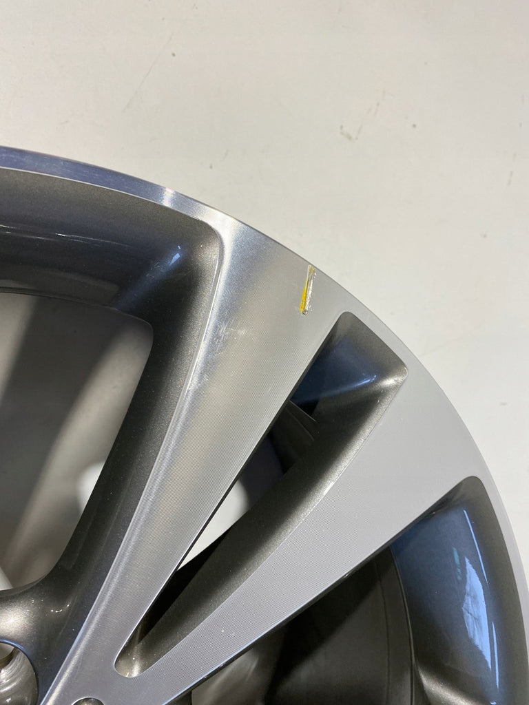 1x Alufelge 18 Zoll 8.0" 5x112 44ET Glanz Silber 3C0601025 Mg Passat B7