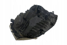 Laden Sie das Bild in den Galerie-Viewer, Frontscheinwerfer VW Transporter Caravelle 7E1941015S 03012532010 Links SCH5039144352ry
