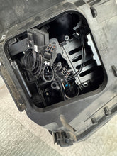 Laden Sie das Bild in den Galerie-Viewer, Frontscheinwerfer Audi Q5 Xenon Links Scheinwerfer Headlight SCH7798844504ou