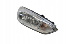 Laden Sie das Bild in den Galerie-Viewer, Frontscheinwerfer Ford Focus III F1EB13W029AD Rechts Scheinwerfer Headlight SCH7718135736cr