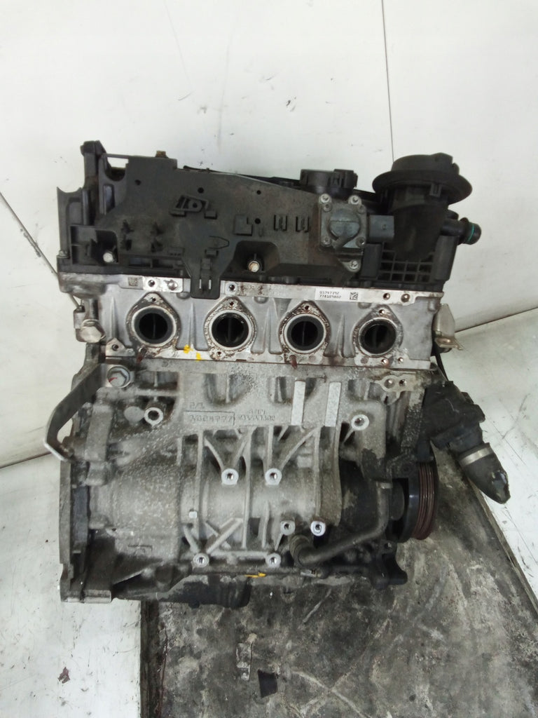 Motor BMW E90 N47D20C 2.0 305TKm Diesel Engine Unkomplett