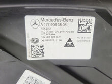 Laden Sie das Bild in den Galerie-Viewer, Frontscheinwerfer Mercedes-Benz W177 A1779063805 LED Rechts Headlight SCH3215919085bd