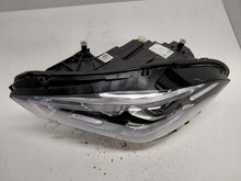 Laden Sie das Bild in den Galerie-Viewer, Frontscheinwerfer Mercedes-Benz Cla A1189068300 Links Scheinwerfer Headlight SCH3134269867fu