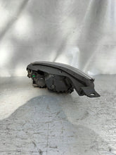 Laden Sie das Bild in den Galerie-Viewer, Frontscheinwerfer Kia Ceed 92102J7500 Rechts Scheinwerfer Headlight SCH2173945232ml