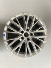 Load image into Gallery viewer, 1x Alufelge 17 Zoll 7.5" 5x112 5FA601025B Seat Leon Rim Wheel FEL2708851920ws