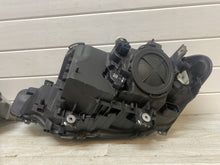 Load image into Gallery viewer, Frontscheinwerfer BMW F30 F31 7259524 7259523 LED Ein Stück (Rechts oder Links)