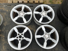 Laden Sie das Bild in den Galerie-Viewer, 4x Alufelge 17 Zoll 7.0" 5x112 54ET Silber 5P0601025C Seat Altea Rim Wheel FEL4970567318sx