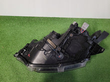 Laden Sie das Bild in den Galerie-Viewer, Frontscheinwerfer Mitsubishi Outlander III 4B45X8301C198 Rechts Headlight